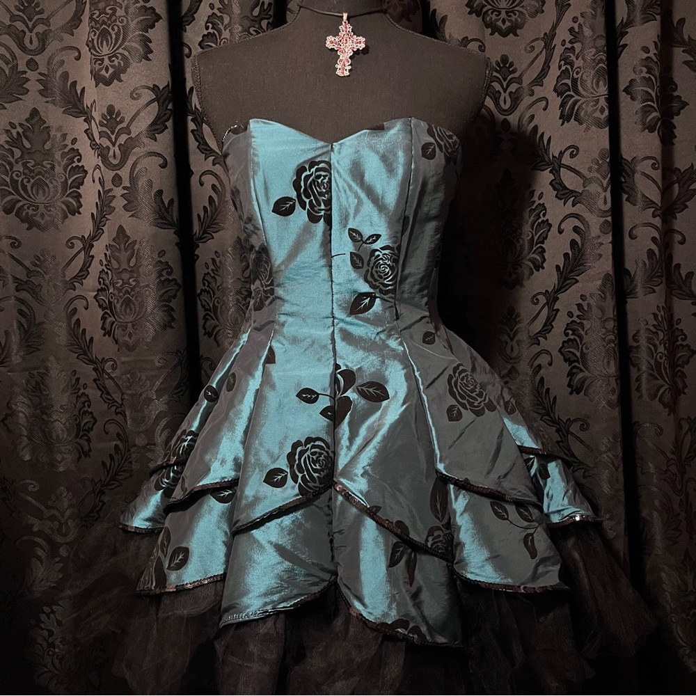 Elegant Black and Teal Strapless Prom Dress